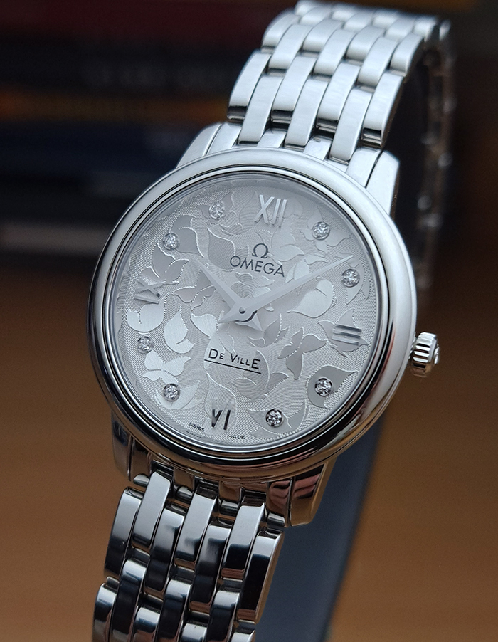 Ladies Omega De Ville Prestige 'Butterfly' Diamond Dial Ref. 424.10.27.60.52.001